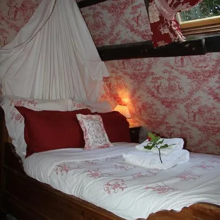 Alojamento de Acomodação e Pequeno-almoço Le Mirabelle *