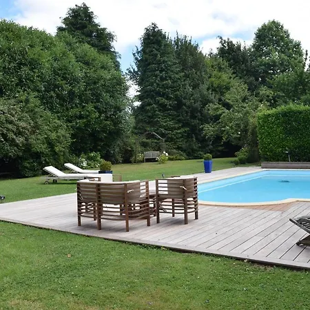 Alojamento de Acomodação e Pequeno-almoço Le Mirabelle Épaignes